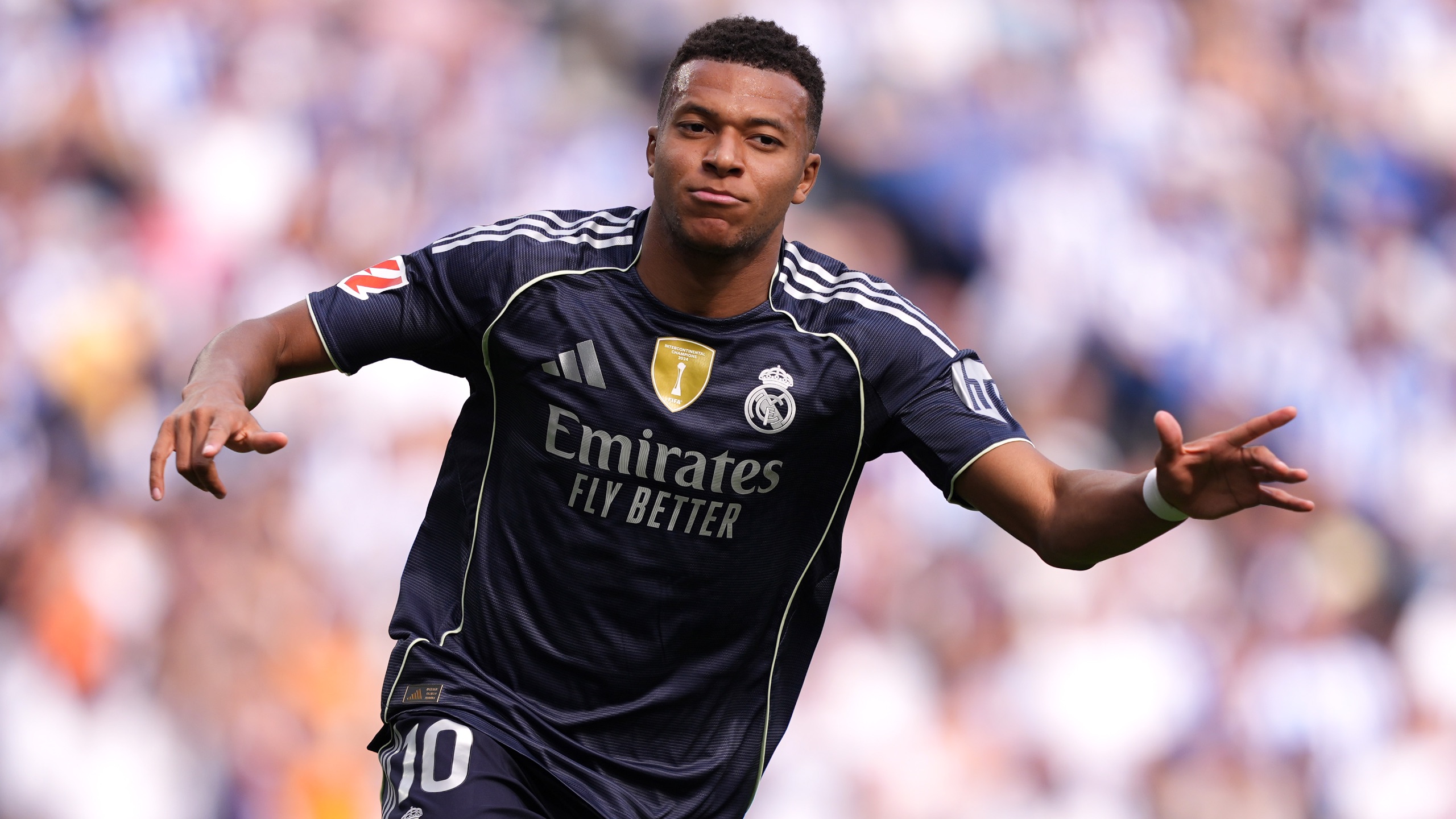 罗尔费斯：药厂在对抗中太软了，我们退缩了、在躲着身体对抗