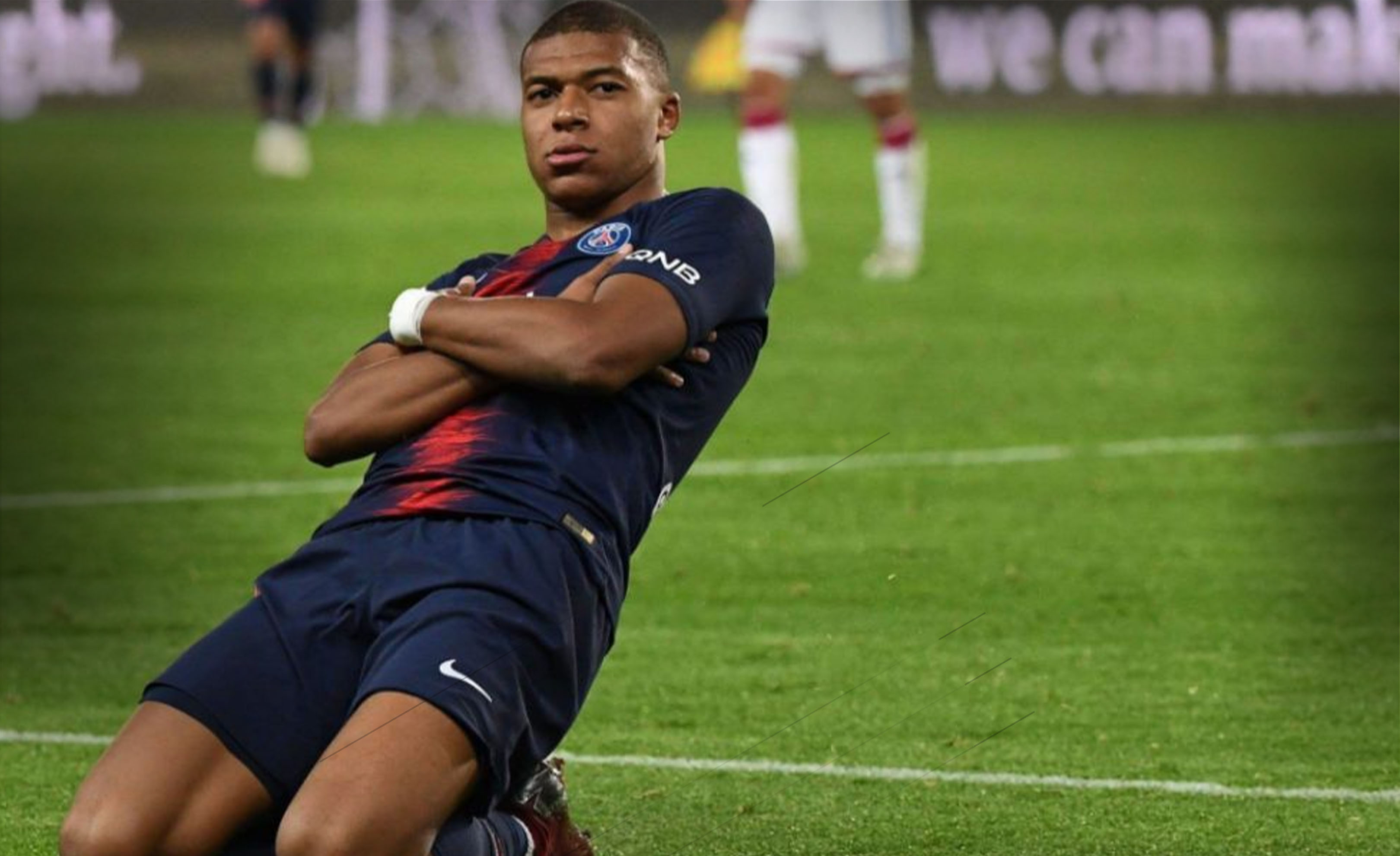 迈克·布朗：哈特整晚防字母哥都非常拼，唐斯进攻篮板很关键