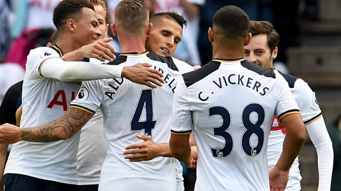 2004 禁药风云：巴里·邦兹在争议声中达成生涯第 700 支本垒打