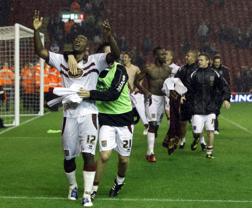 CBA：辽宁男篮稳住胜局 客场击败山东