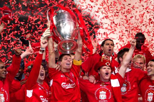 探寻篮球传奇：韦德与哈登的巅峰对决（追溯篮坛传奇：韦德与哈登的巅峰之战）