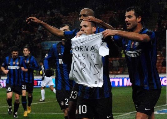 高效输出！祖巴茨半场7中6拿到14分4板1断1帽（祖巴茨半场高效7投6中，砍下14分4篮板1抢断1盖帽）